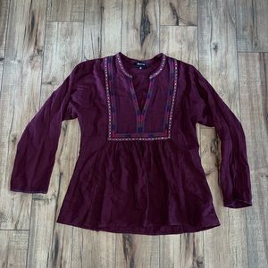 maroon top